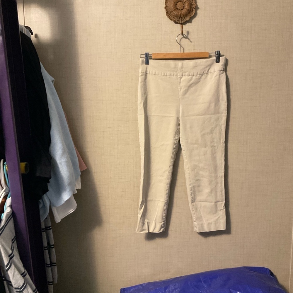 SO Cream Ankle Pants